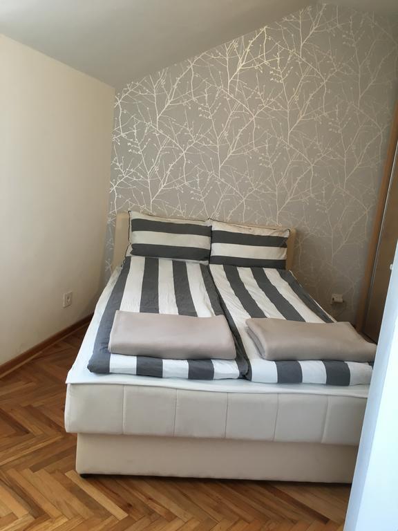 Apartment Nis Center エクステリア 写真